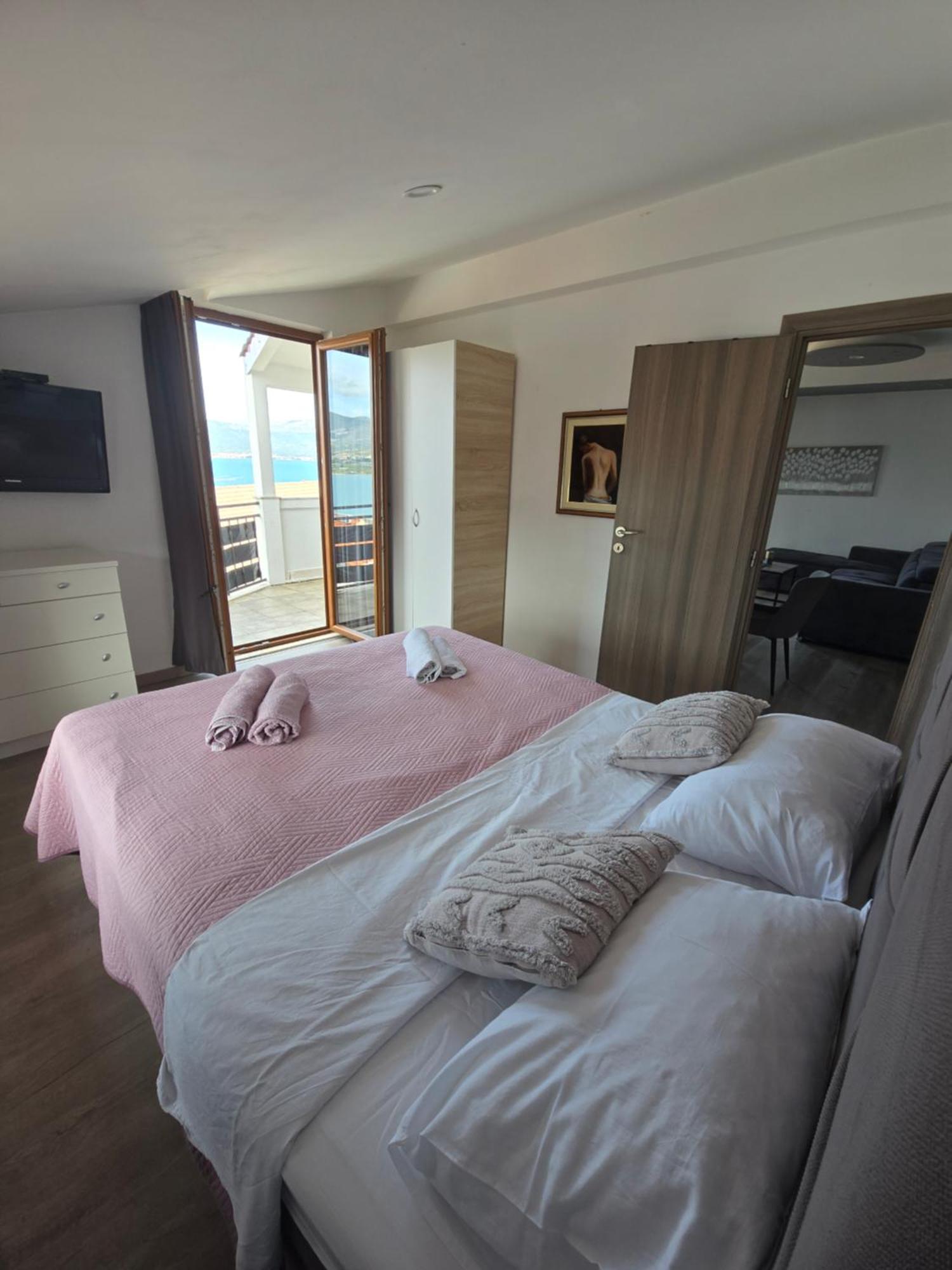 Apartments Bagaric Trogir Exterior foto